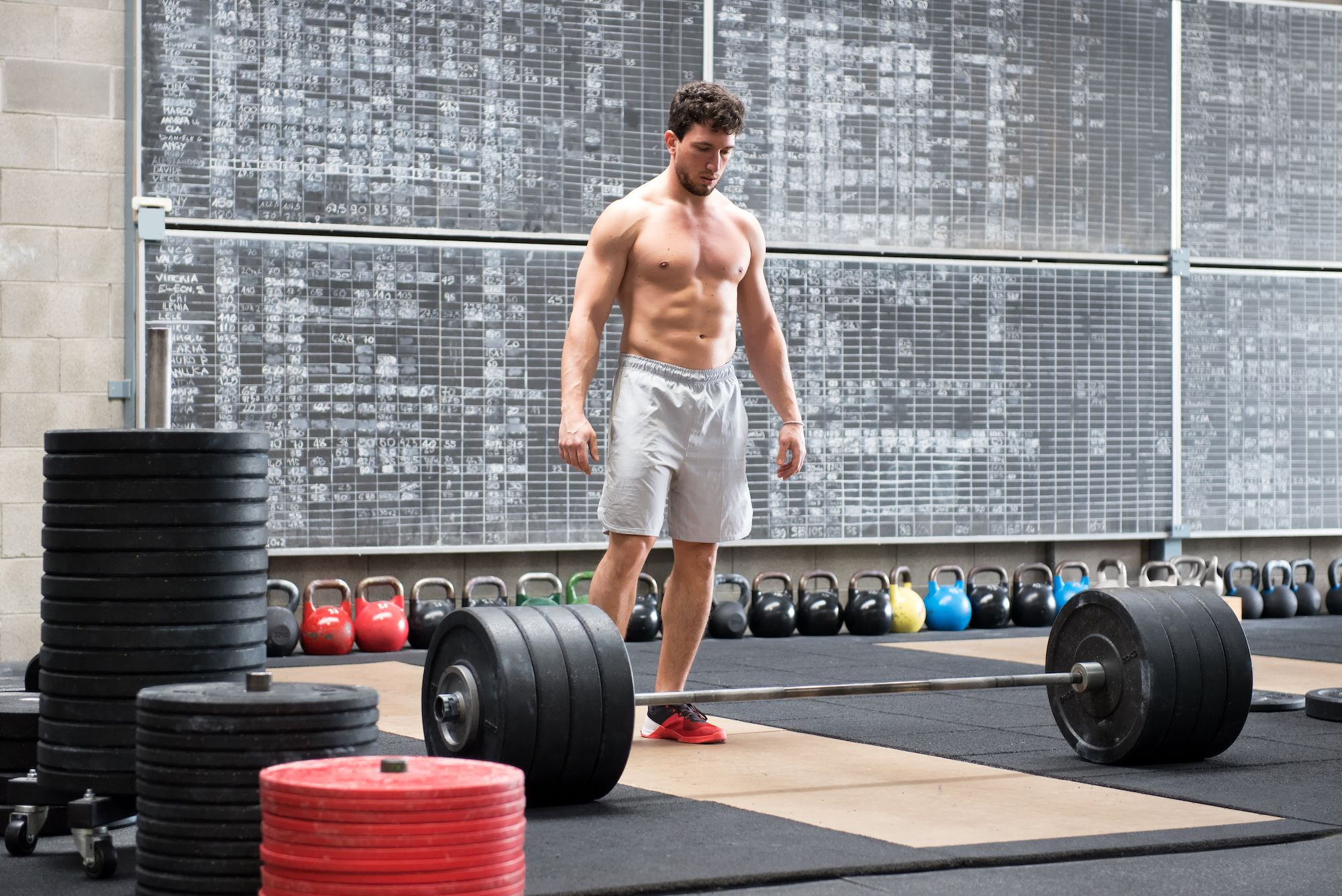 athlete getting ready to lift